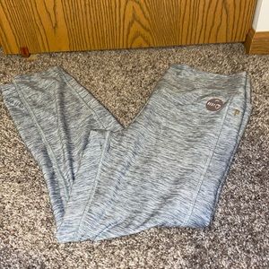 NWOT PINK Ultimate leggings size Large.